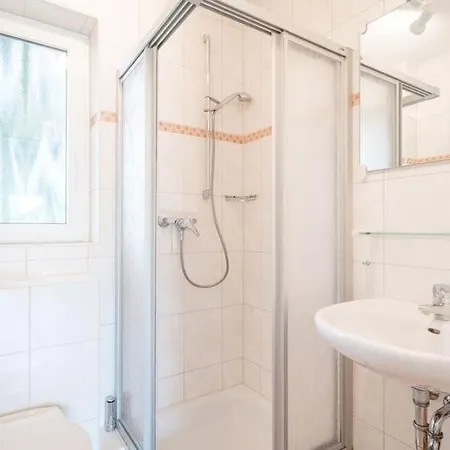 Hus Achtern Doerp Semesterbostad Böhl