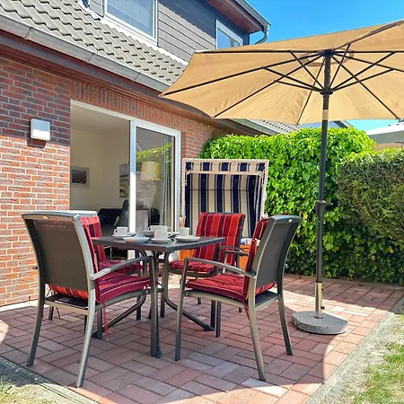 Hus Achtern Doerp Semesterbostad